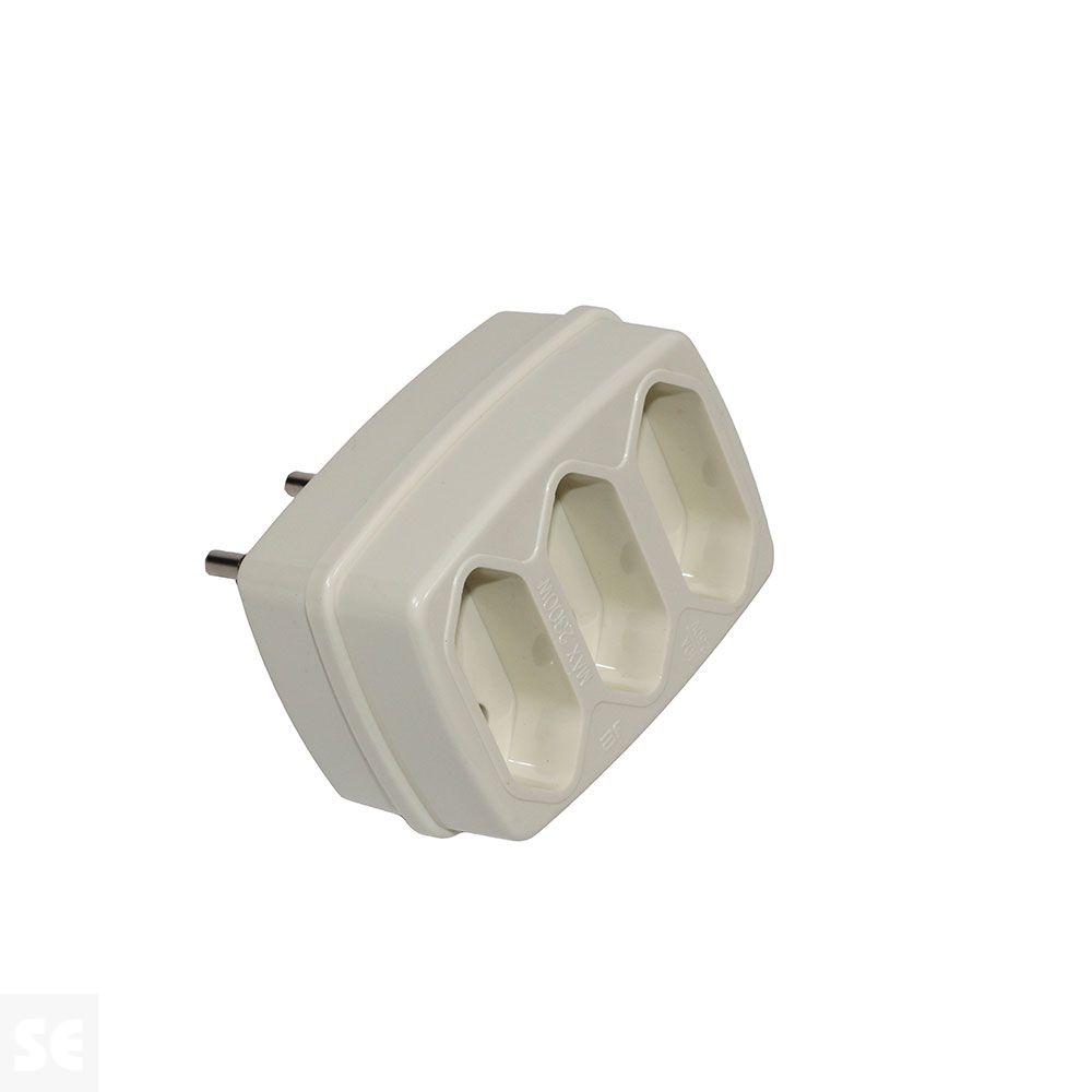 Adaptador Frontal 3 Tomas Blanco 10a-230v.