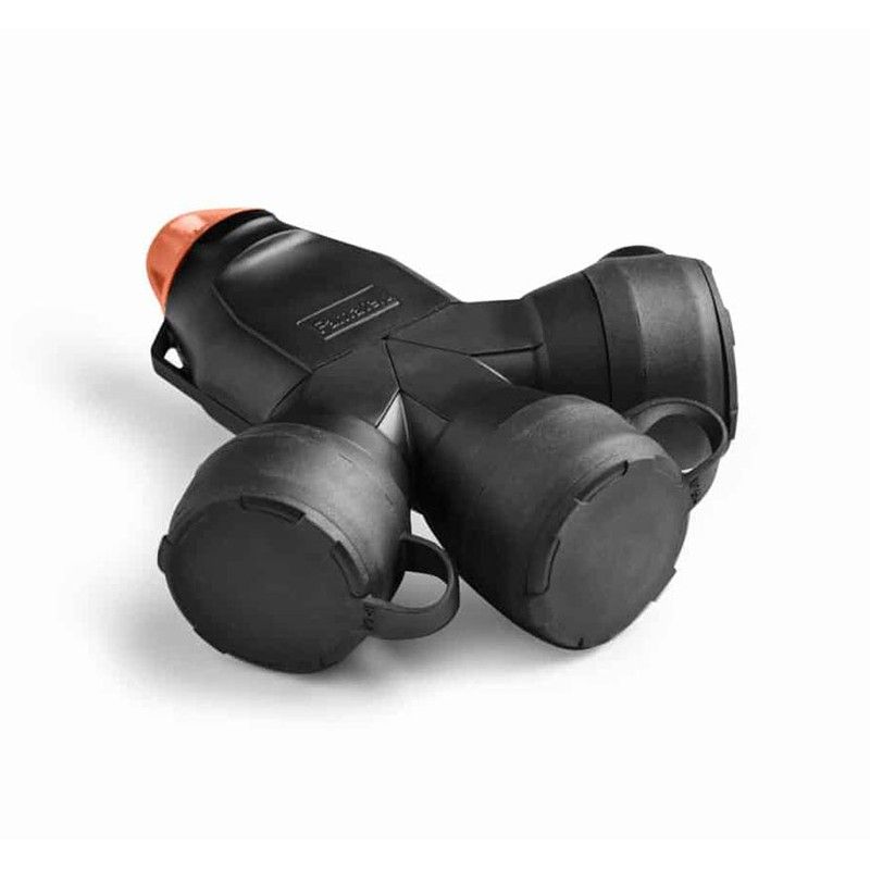 Adaptador Triple Tt 16A-250V C/Tapa 9000R24 Famatel