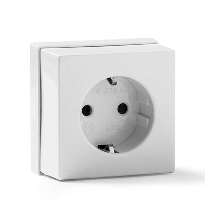 Base Superficie Tt Lateral 16A-250V Blan 9000R5023B Famatel